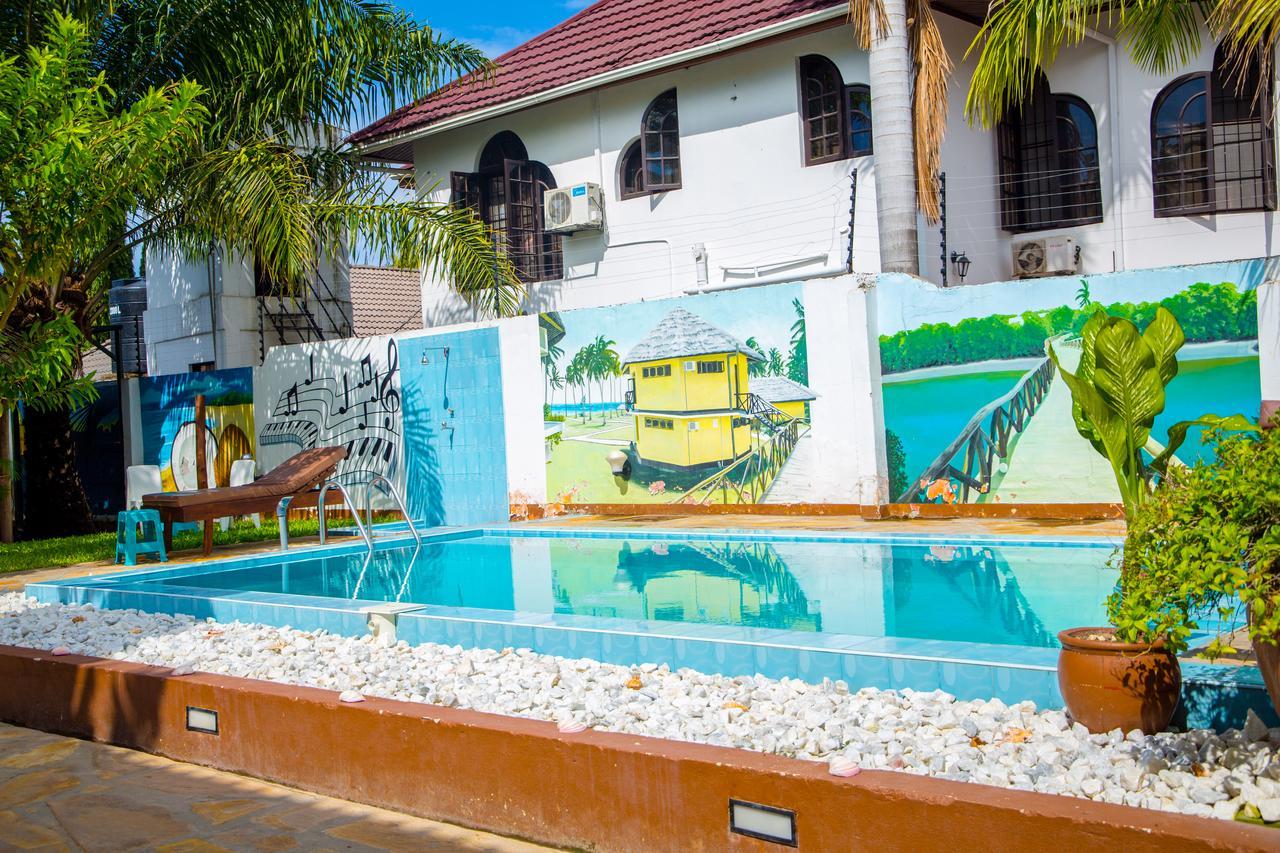 Saadani Tourist Center - Hostel Dar es Salaam Exterior foto